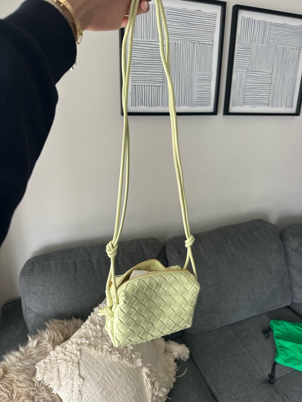 Bottega Veneta Small loop bag in Yellow - Picture 4 of 6
